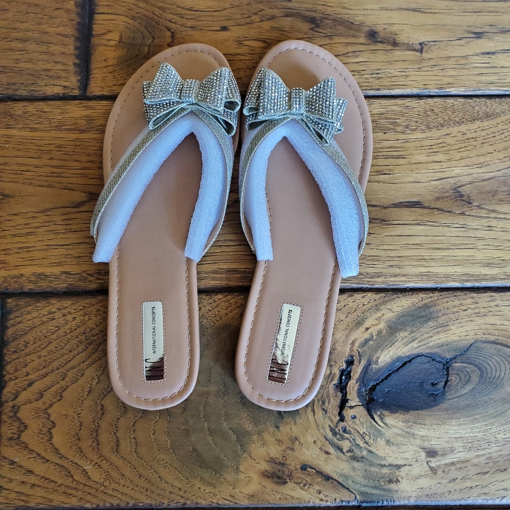 NEW I-N-C Sandles